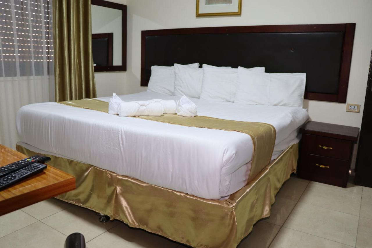 Al Jamal Suites Luaran gambar