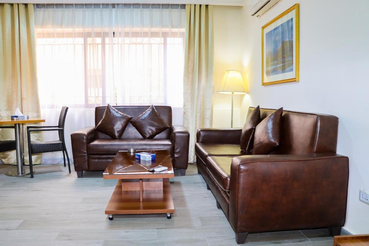 Al Jamal Suites Luaran gambar