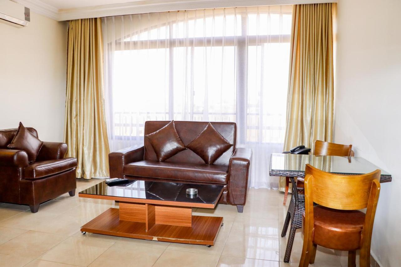 Al Jamal Suites Luaran gambar