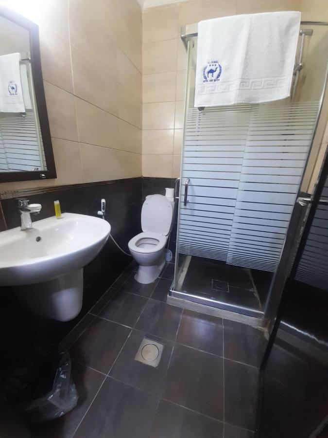 Al Jamal Suites Luaran gambar